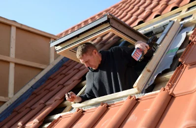 Pose de fenêtres de toit Velux à Cosswiller